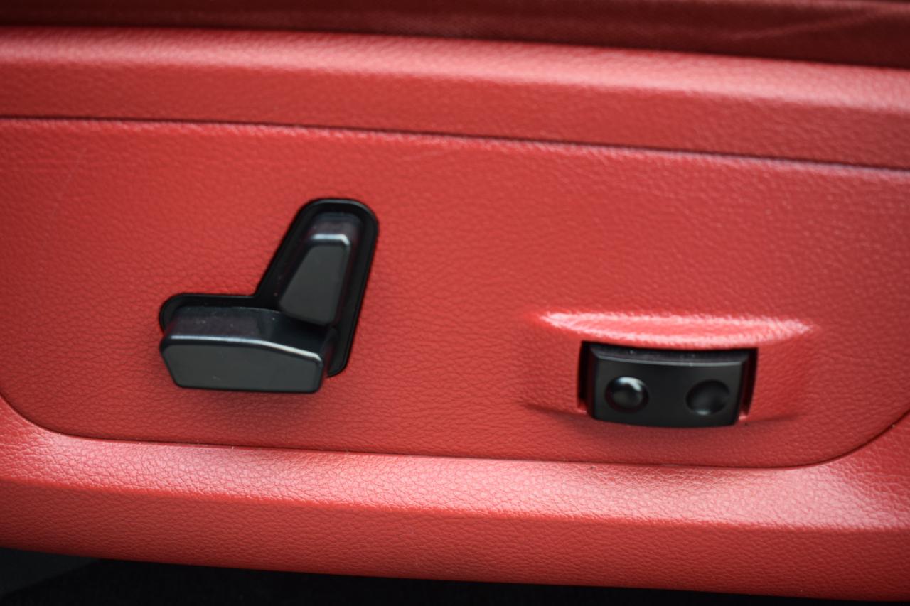 RAM 1500 Rebel Crew Cab SWB 4WD 2015