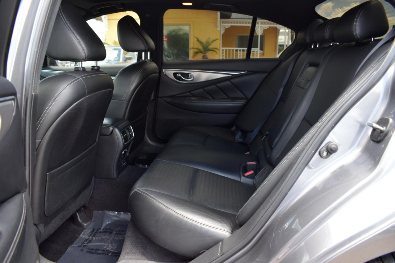 Infiniti Q50 3.0t LUXE 2020