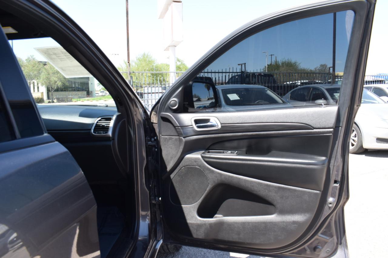 Jeep Grand Cherokee  2019