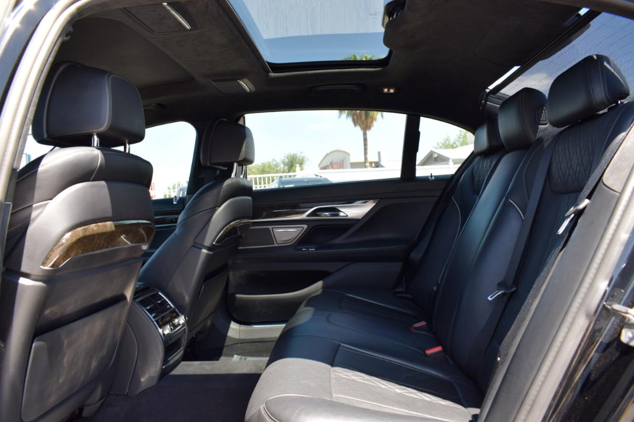 BMW 7-Series 750i xDrive 2016