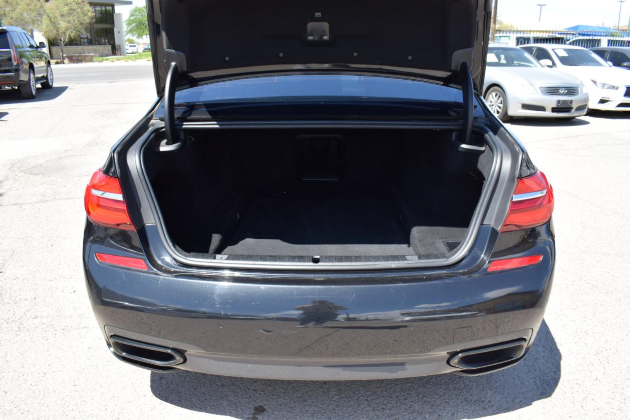BMW 7-Series 750i xDrive 2016