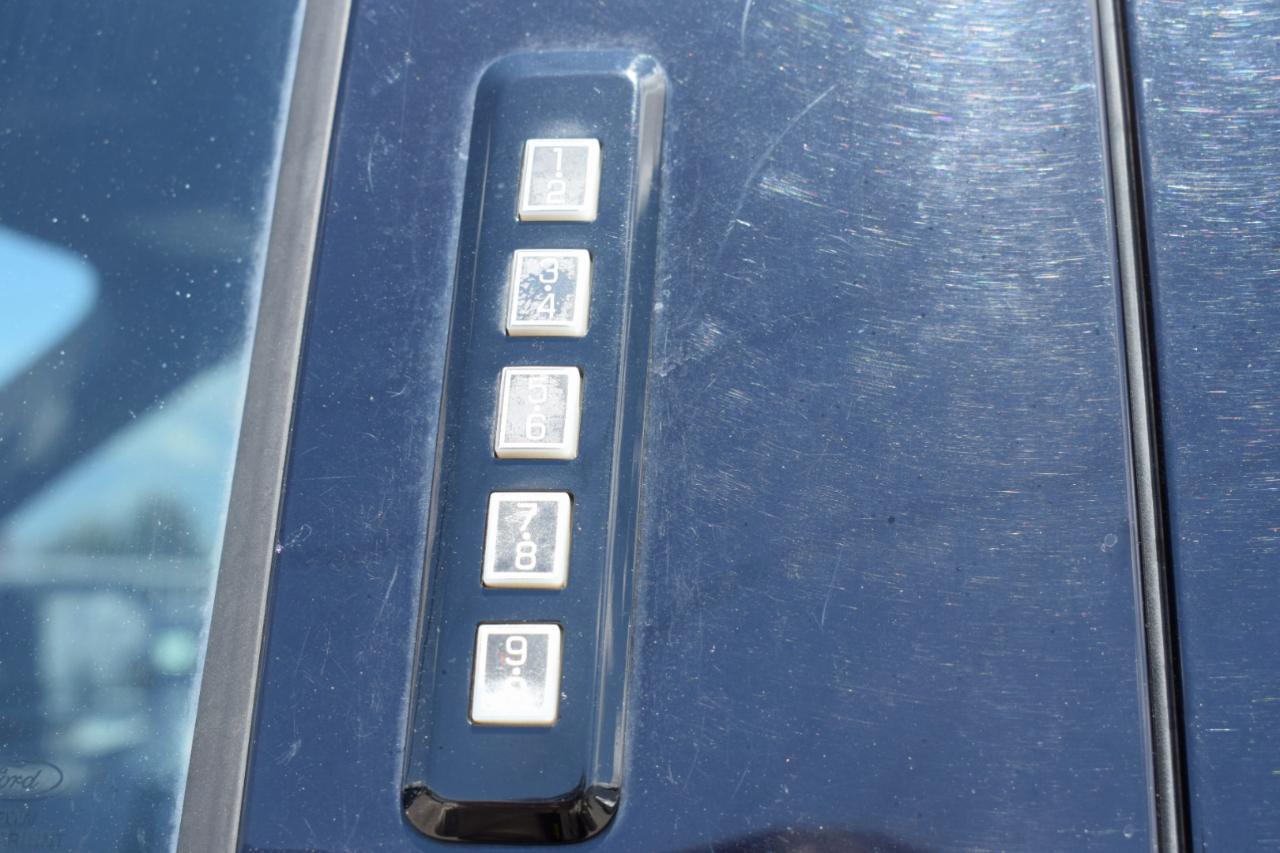Ford F-150 Lariat SuperCrew 6.5-ft. Bed 4WD 2017