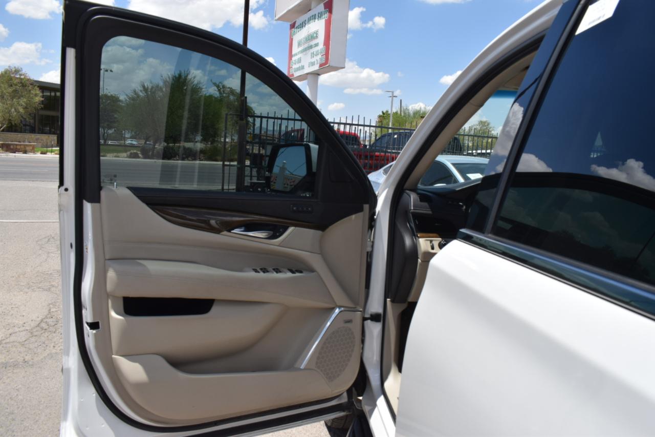 Cadillac Escalade Luxury 4WD 2018