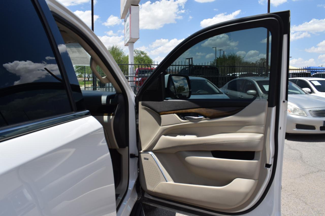 Cadillac Escalade Luxury 4WD 2018
