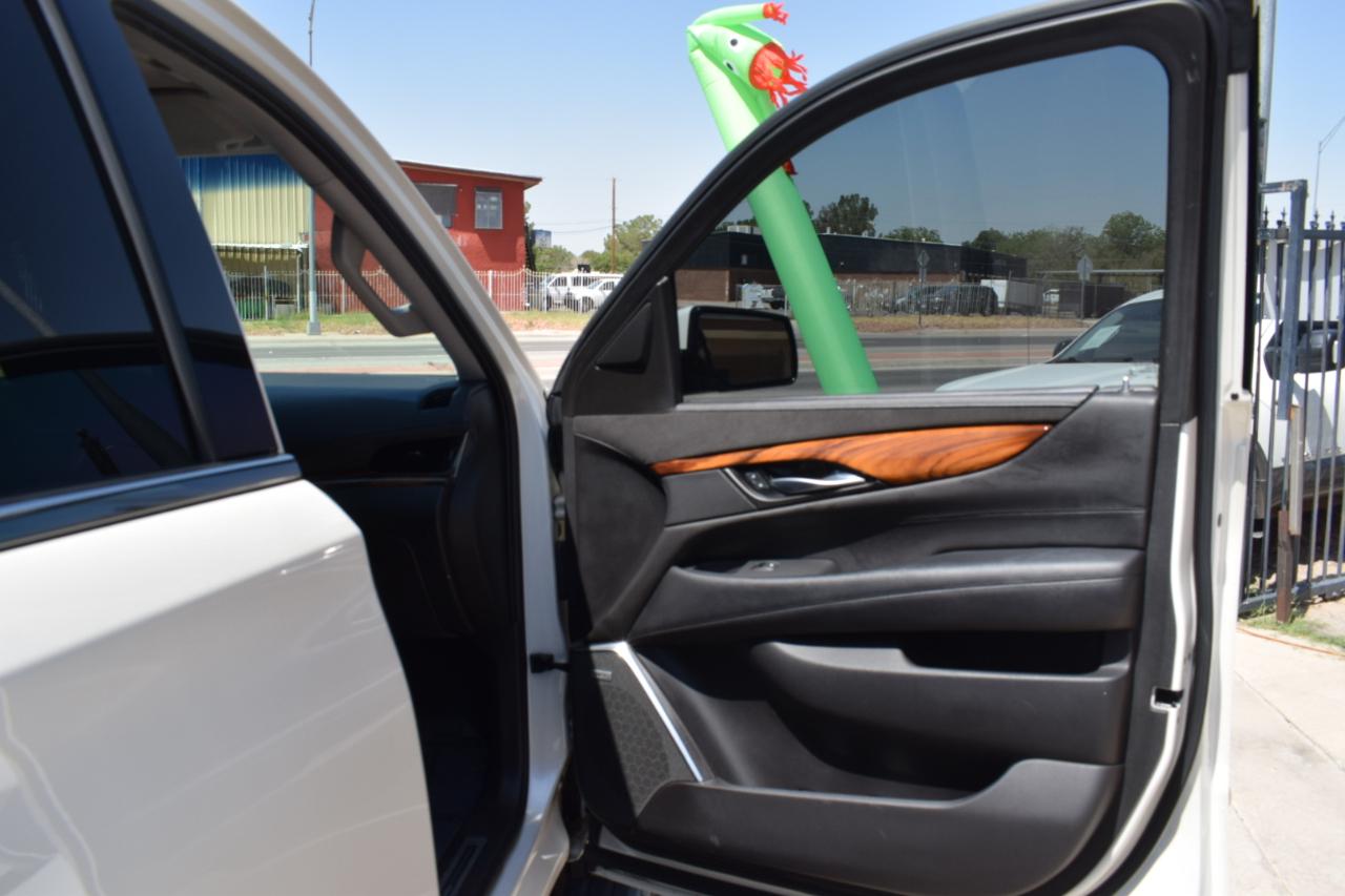 Cadillac Escalade Premium 4WD 2015