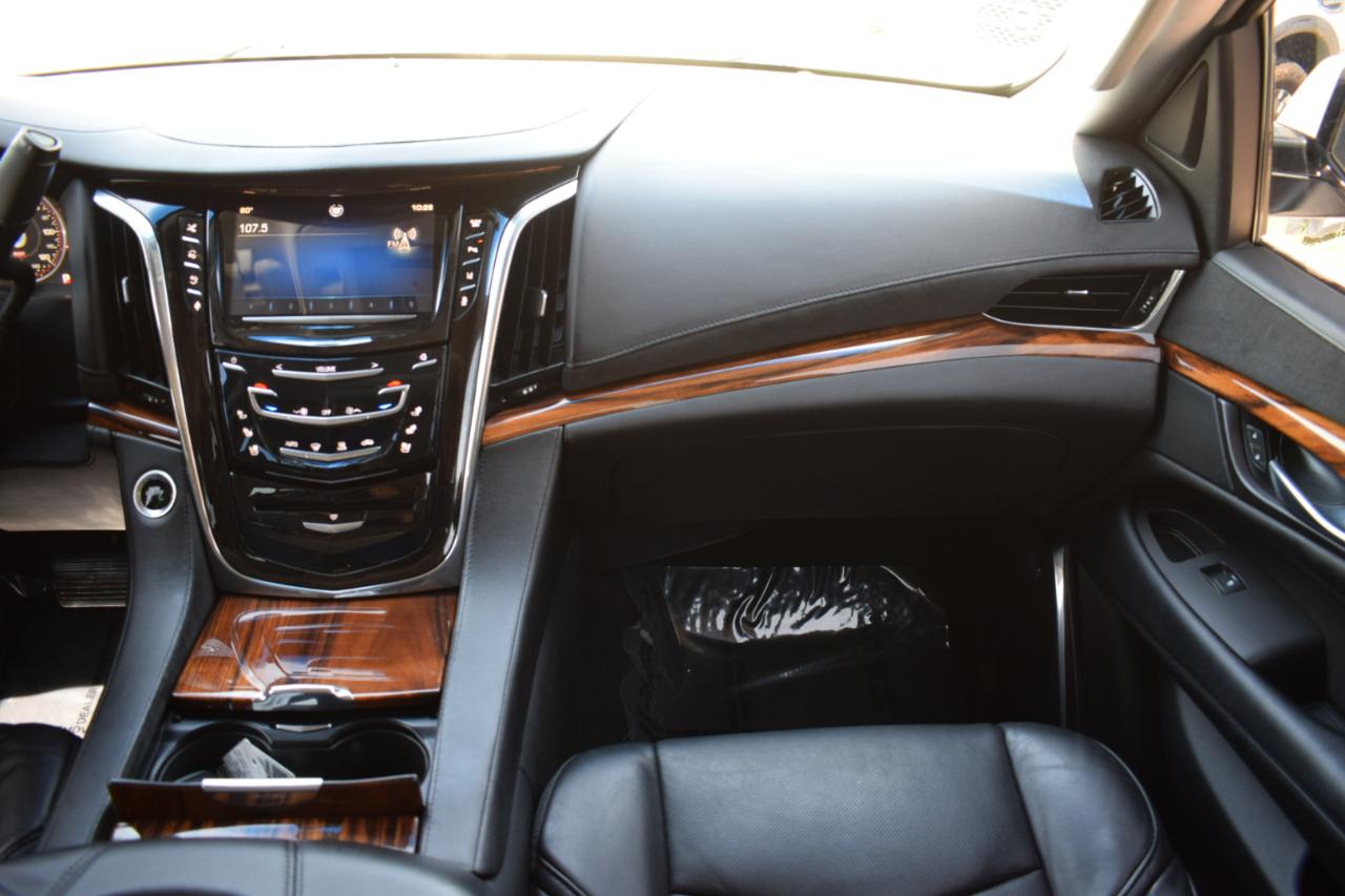 Cadillac Escalade Premium 4WD 2015