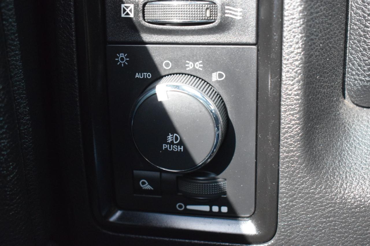 RAM 1500 Rebel Crew Cab SWB 2WD 2017