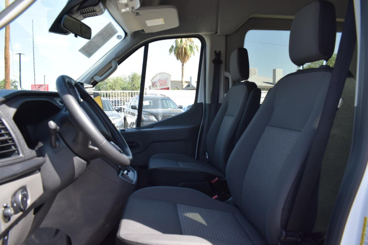 Ford Transit 350 Wagon Med. Roof XL w/Sliding Pass. 148-in. WB 2026