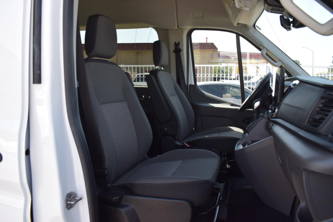 Ford Transit 350 Wagon Med. Roof XL w/Sliding Pass. 148-in. WB 2026