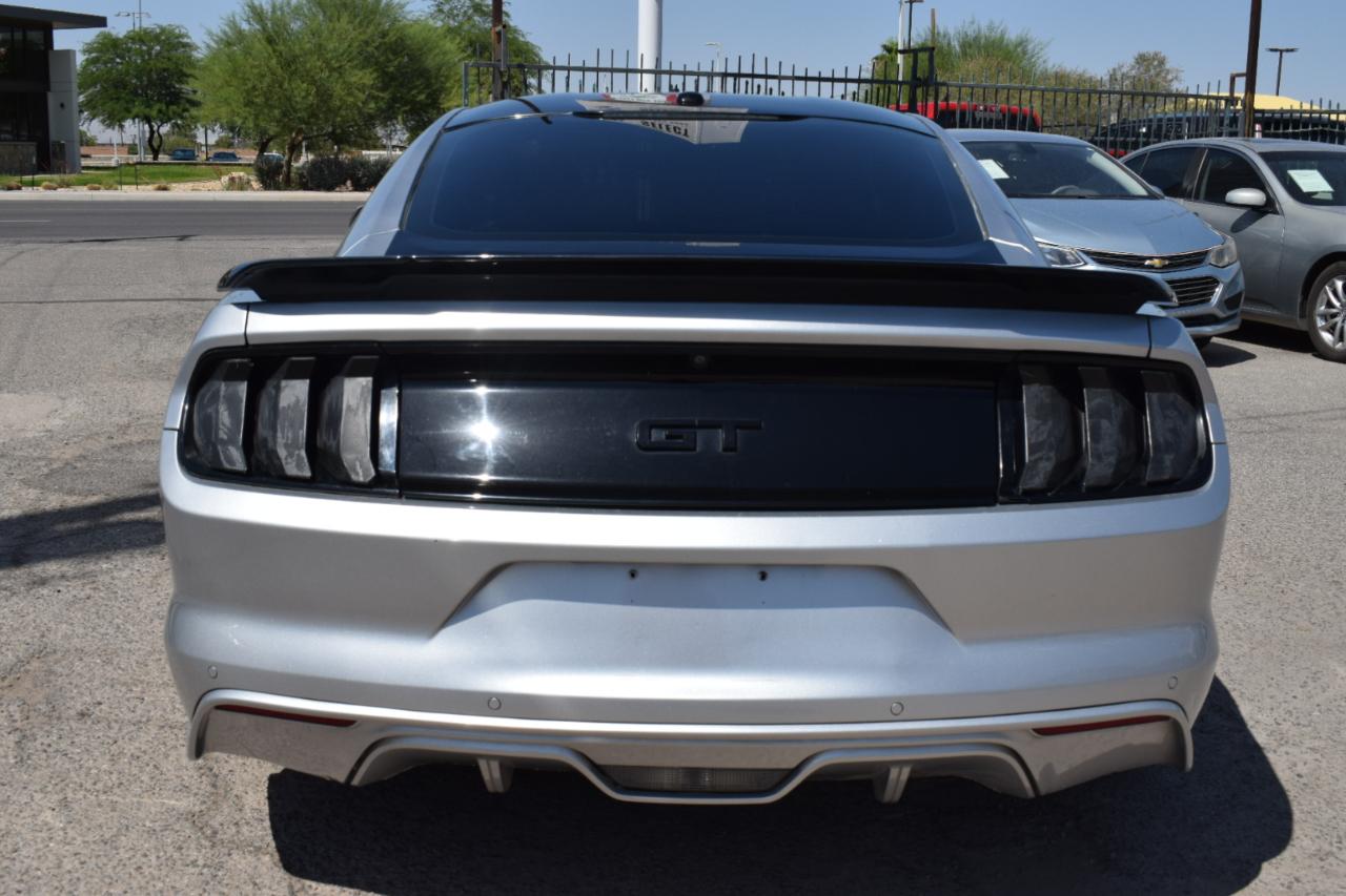 Ford Mustang GT Premium Coupe 2017