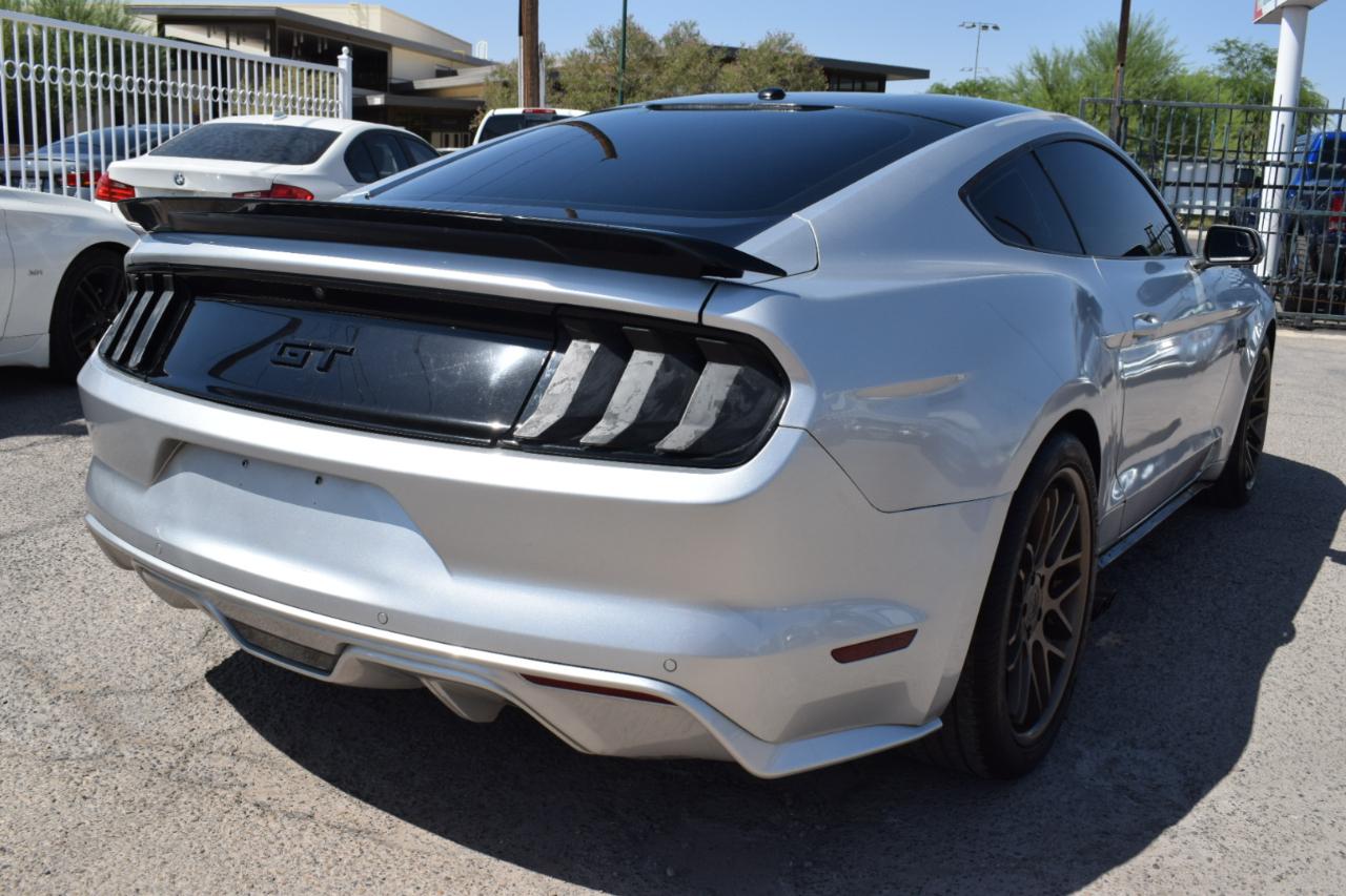 Ford Mustang GT Premium Coupe 2017