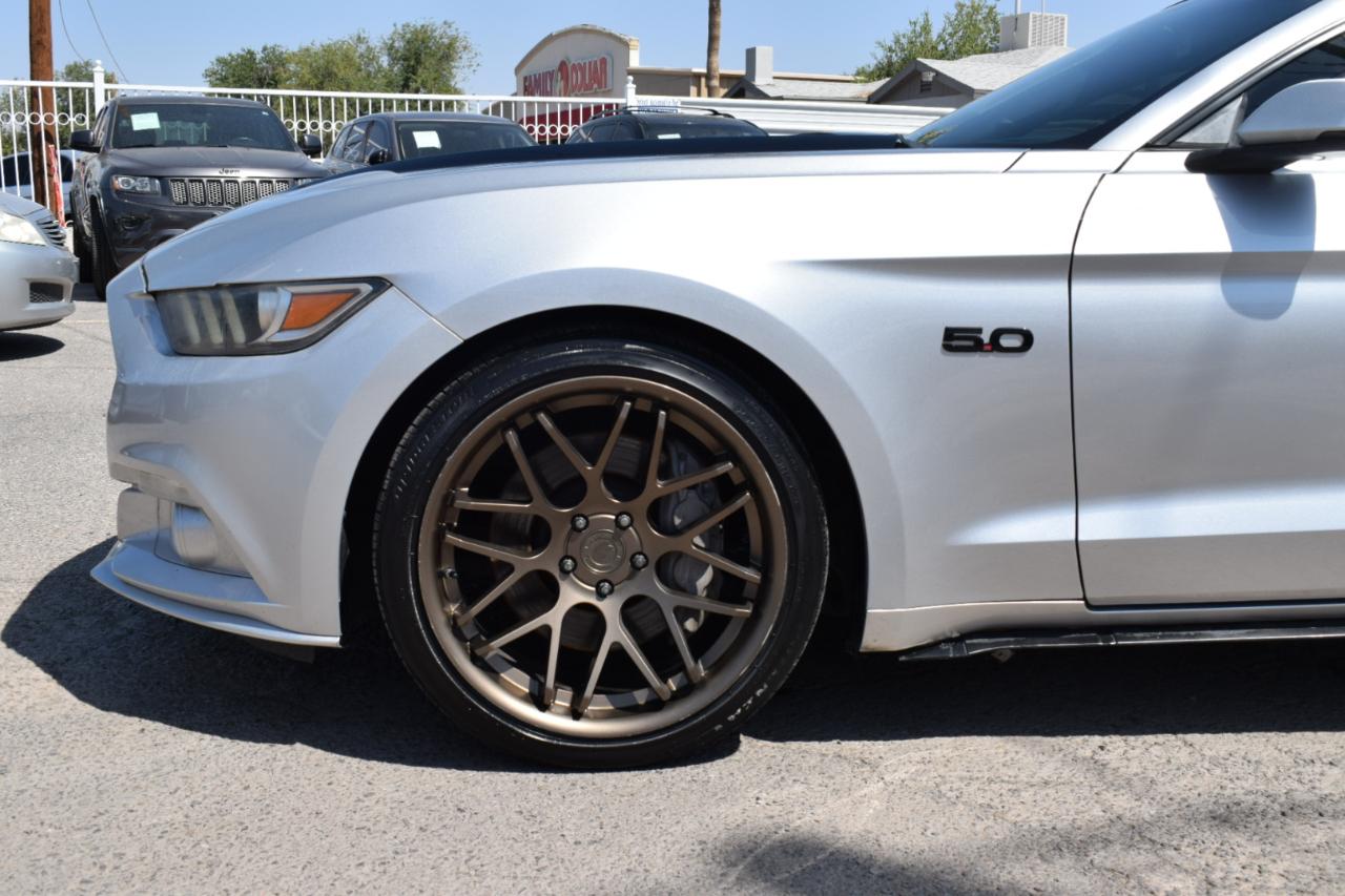 Ford Mustang GT Premium Coupe 2017