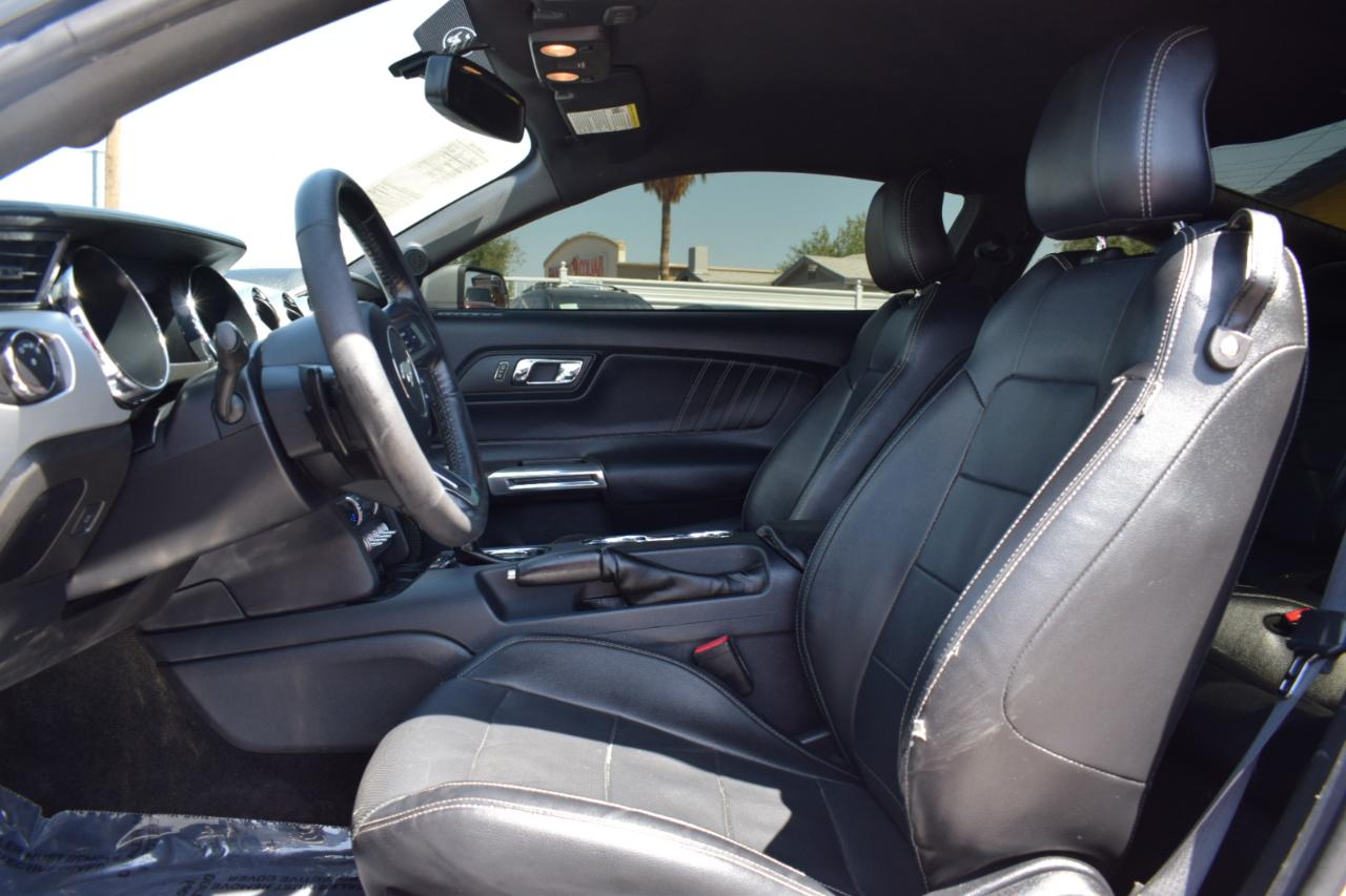 Ford Mustang GT Premium Coupe 2017