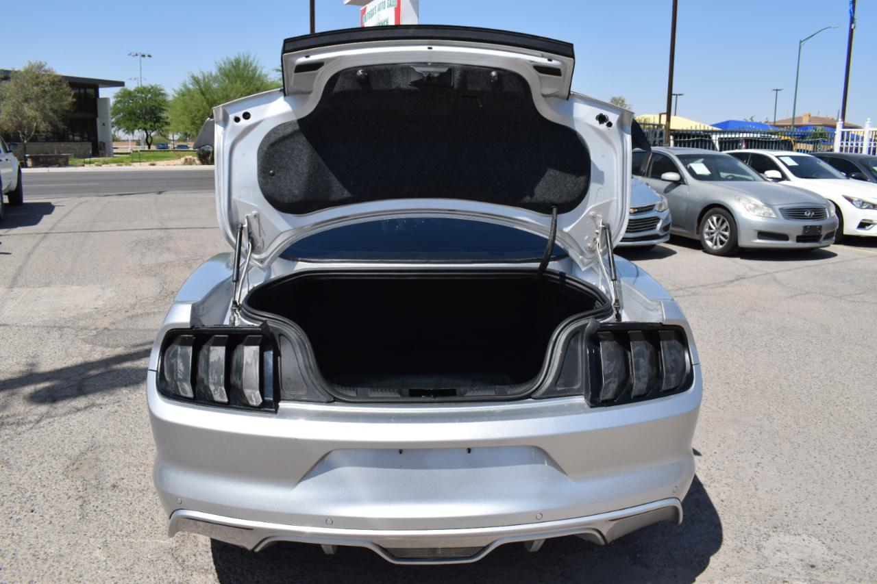 Ford Mustang GT Premium Coupe 2017