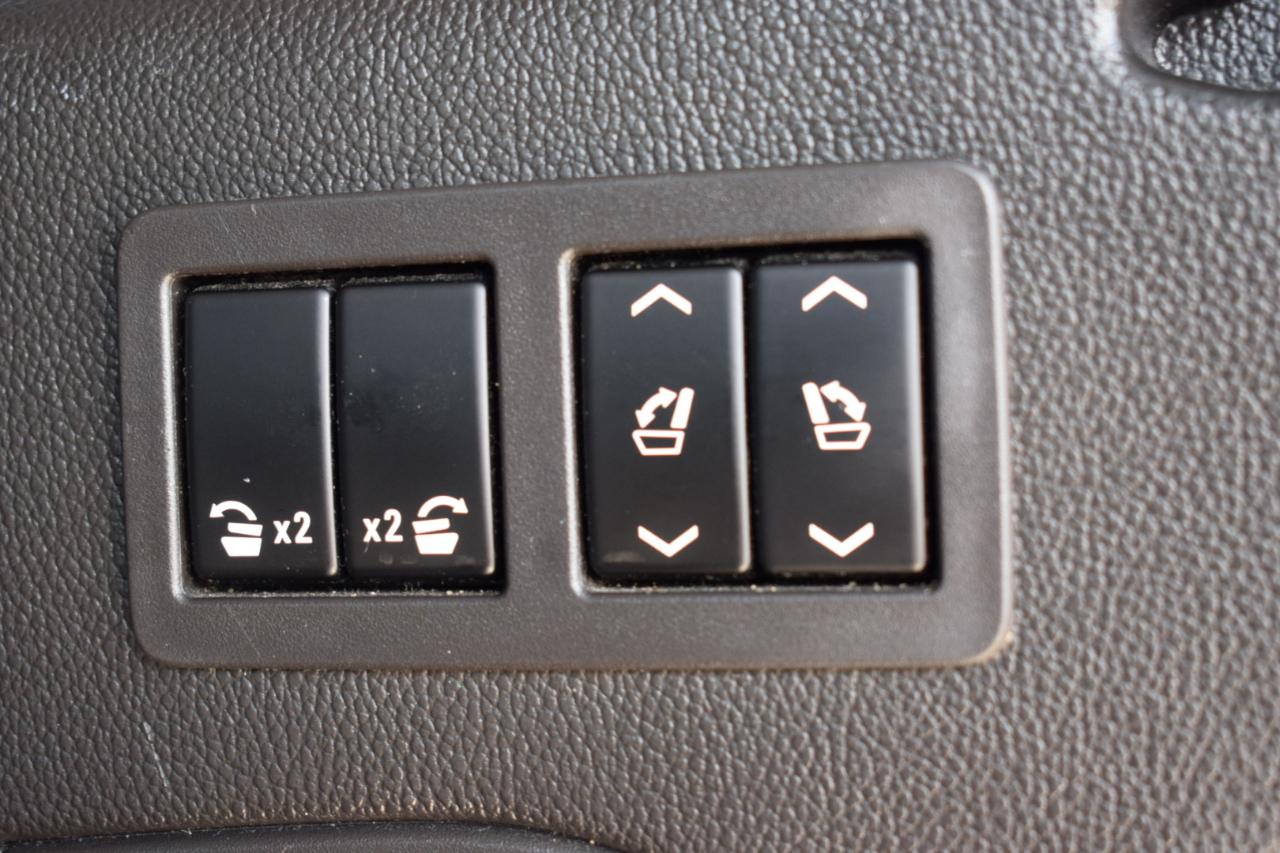 GMC Yukon XL Denali 2WD 2016
