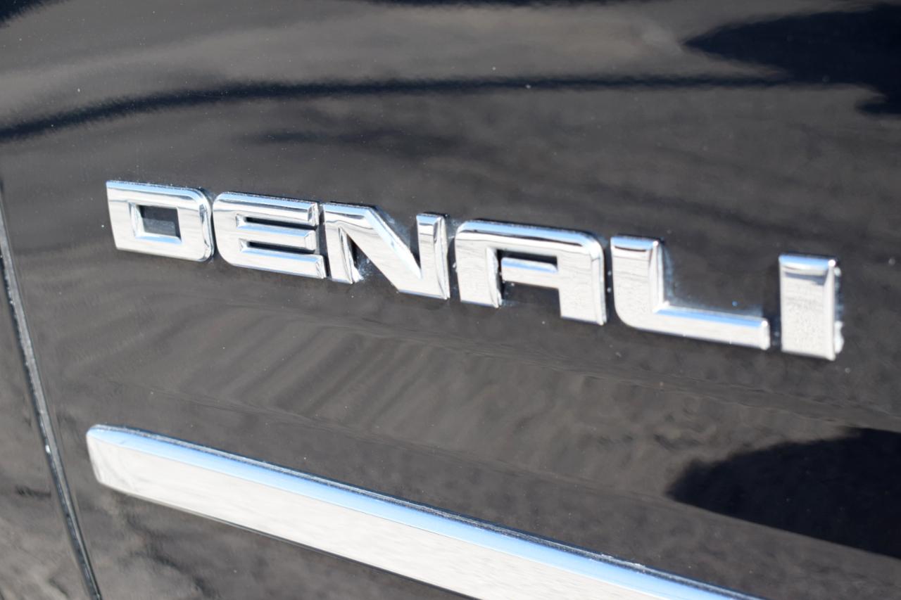 GMC Yukon XL Denali 2WD 2016