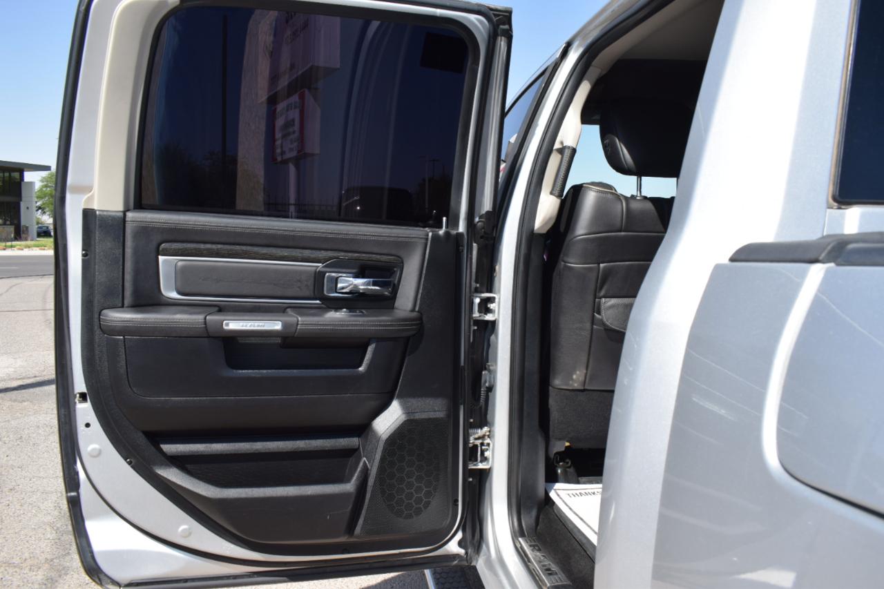 RAM 2500 Longhorn Crew Cab SWB 4WD 2015