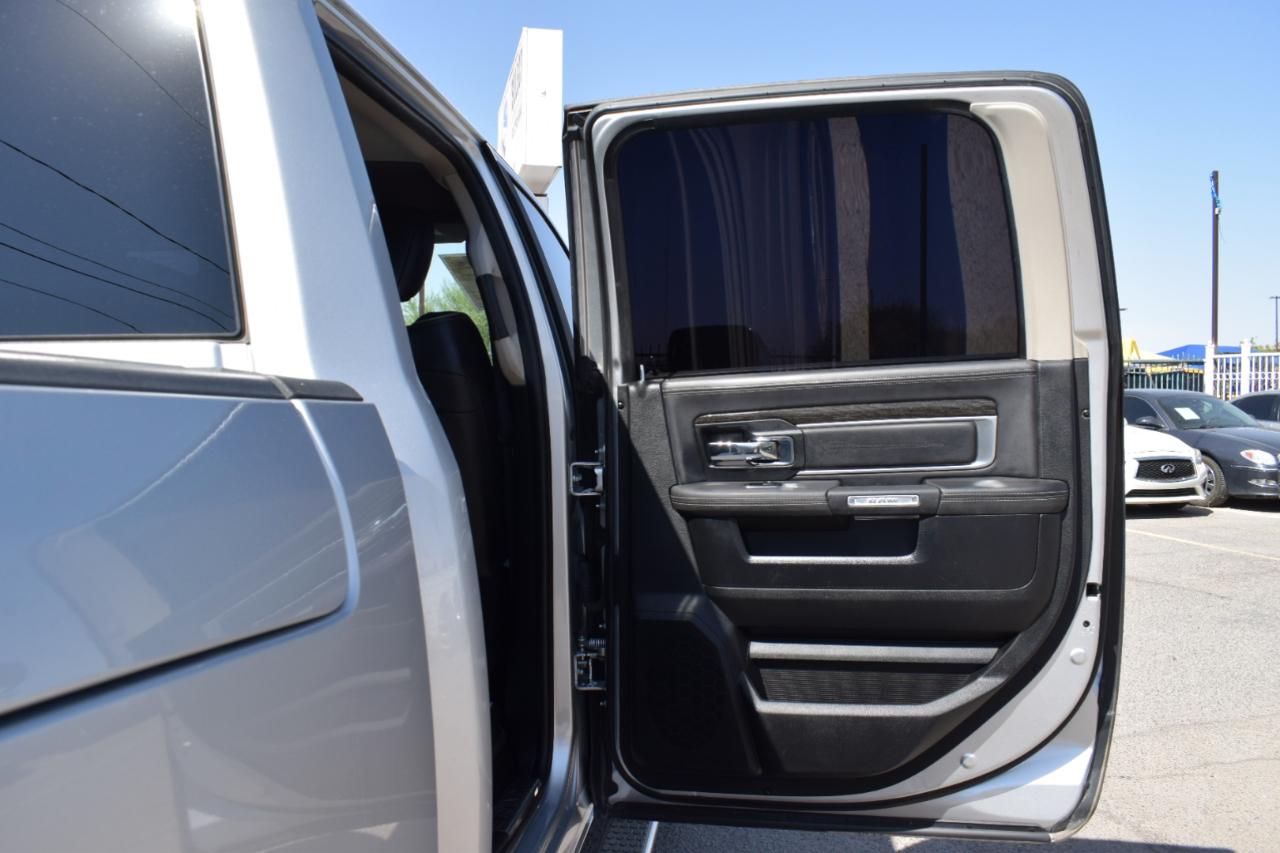 RAM 2500 Longhorn Crew Cab SWB 4WD 2015
