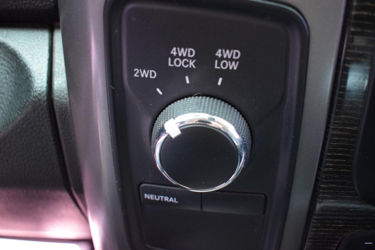 RAM 2500 Longhorn Crew Cab SWB 4WD 2015