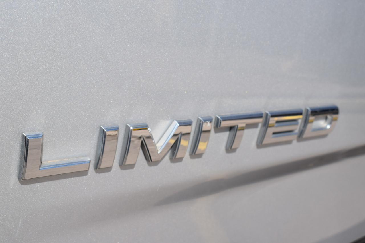 RAM 2500 Longhorn Crew Cab SWB 4WD 2015