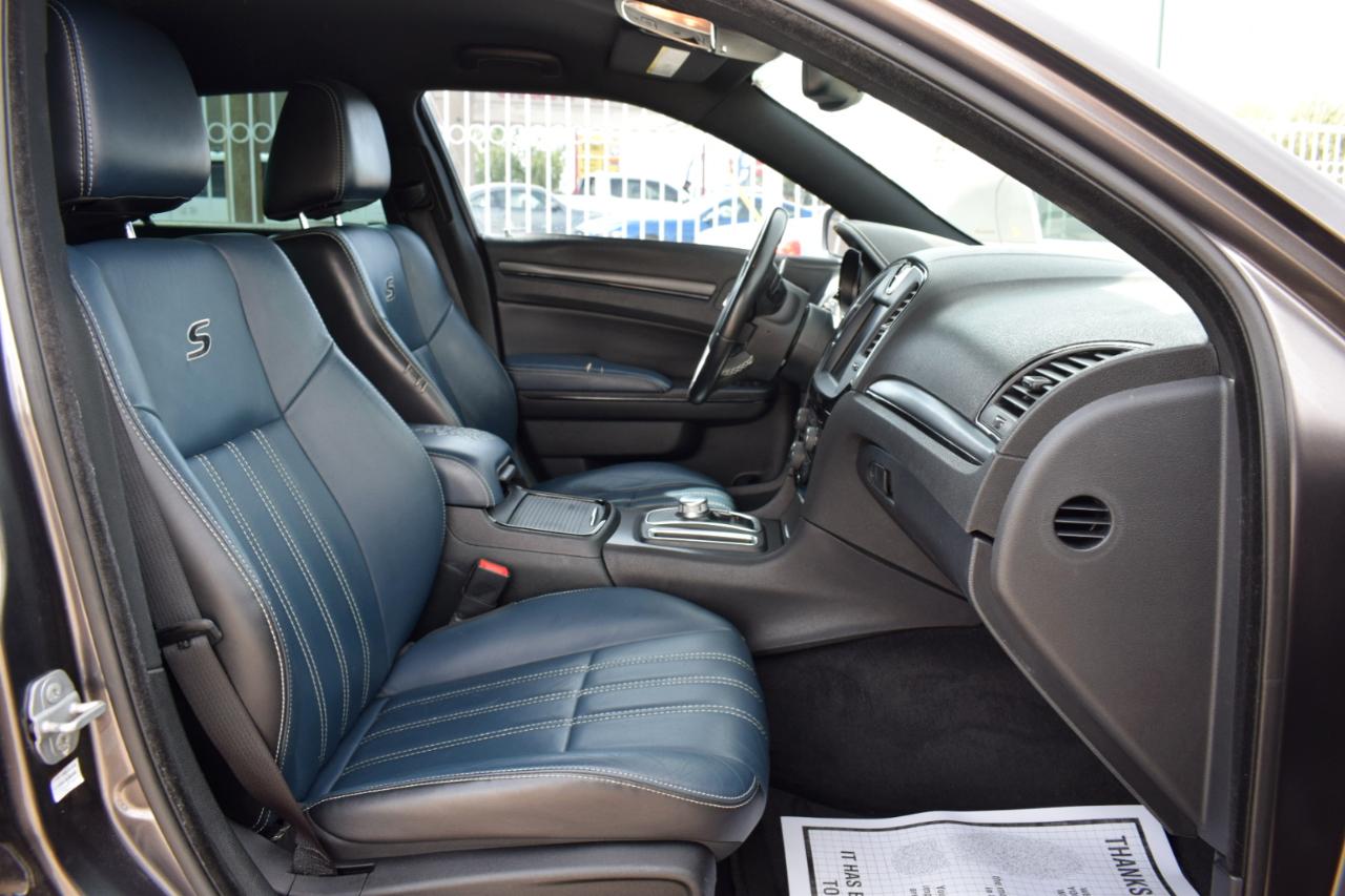 Chrysler 300 S RWD 2015