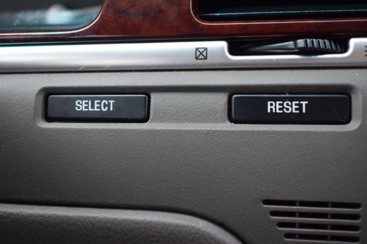 Lincoln Town Car Signature 2004