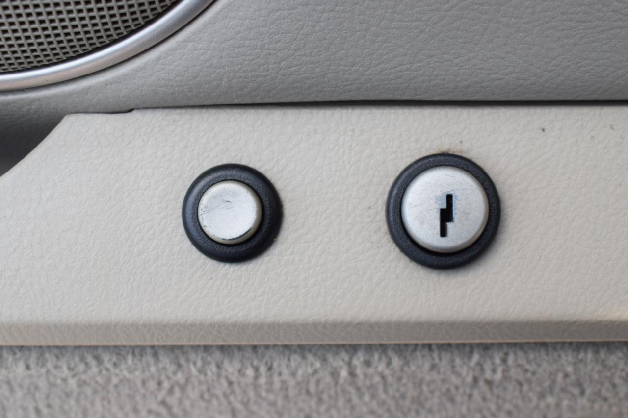 Lincoln Town Car Signature 2004