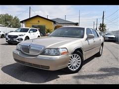 2004 Lincoln Town Car 