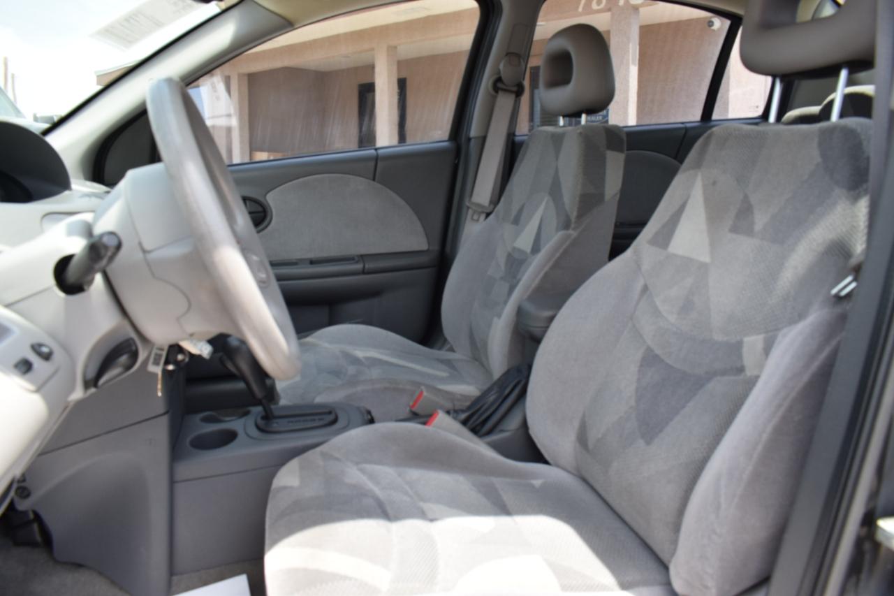 Saturn ION Sedan 3 2003