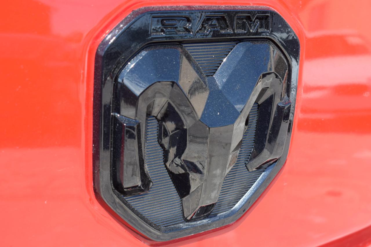 RAM 1500 Big Horn Crew Cab SWB 4WD 2019
