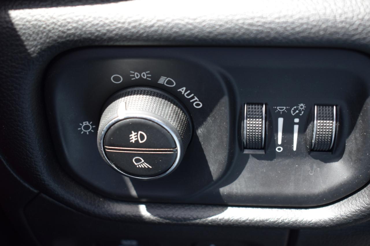 RAM 1500 Rebel Crew Cab SB 2WD 2019