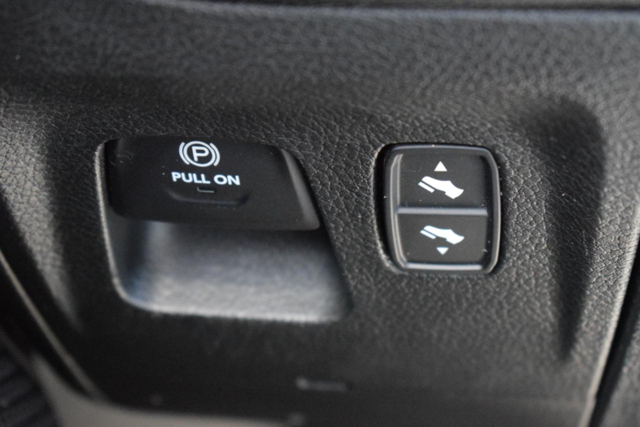 RAM 1500 Rebel Crew Cab SB 2WD 2019