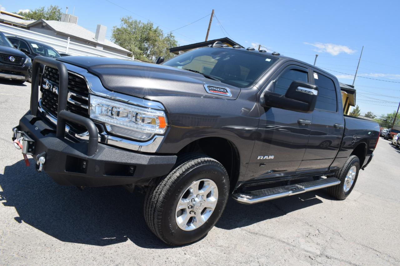RAM 2500 Tradesman Crew Cab SWB 4WD 2024