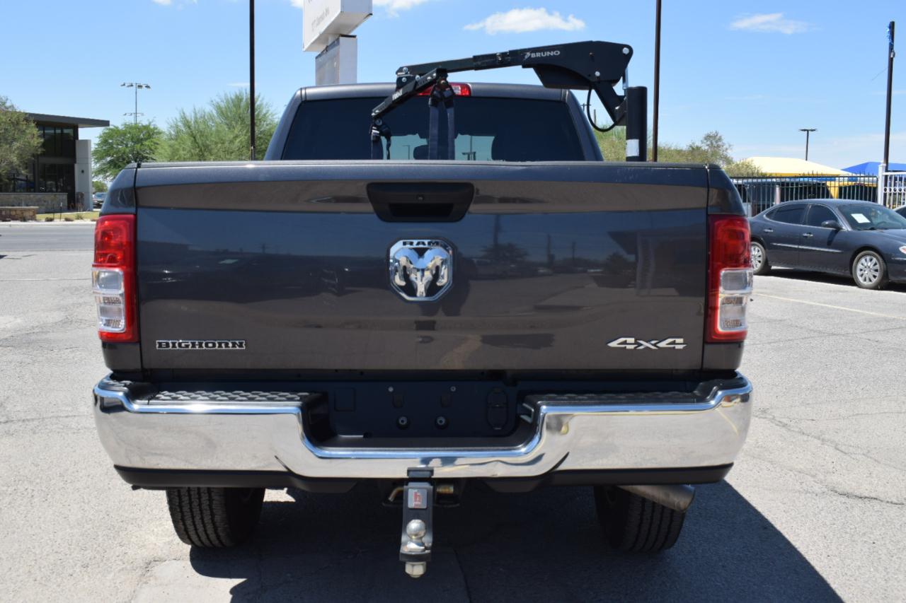 RAM 2500 Tradesman Crew Cab SWB 4WD 2024