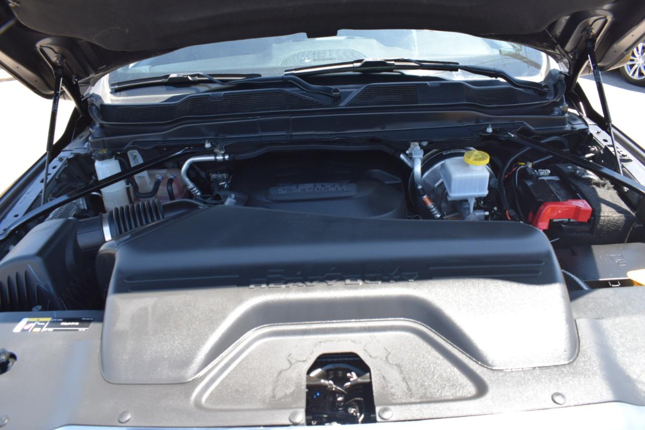 RAM 2500 Tradesman Crew Cab SWB 4WD 2024