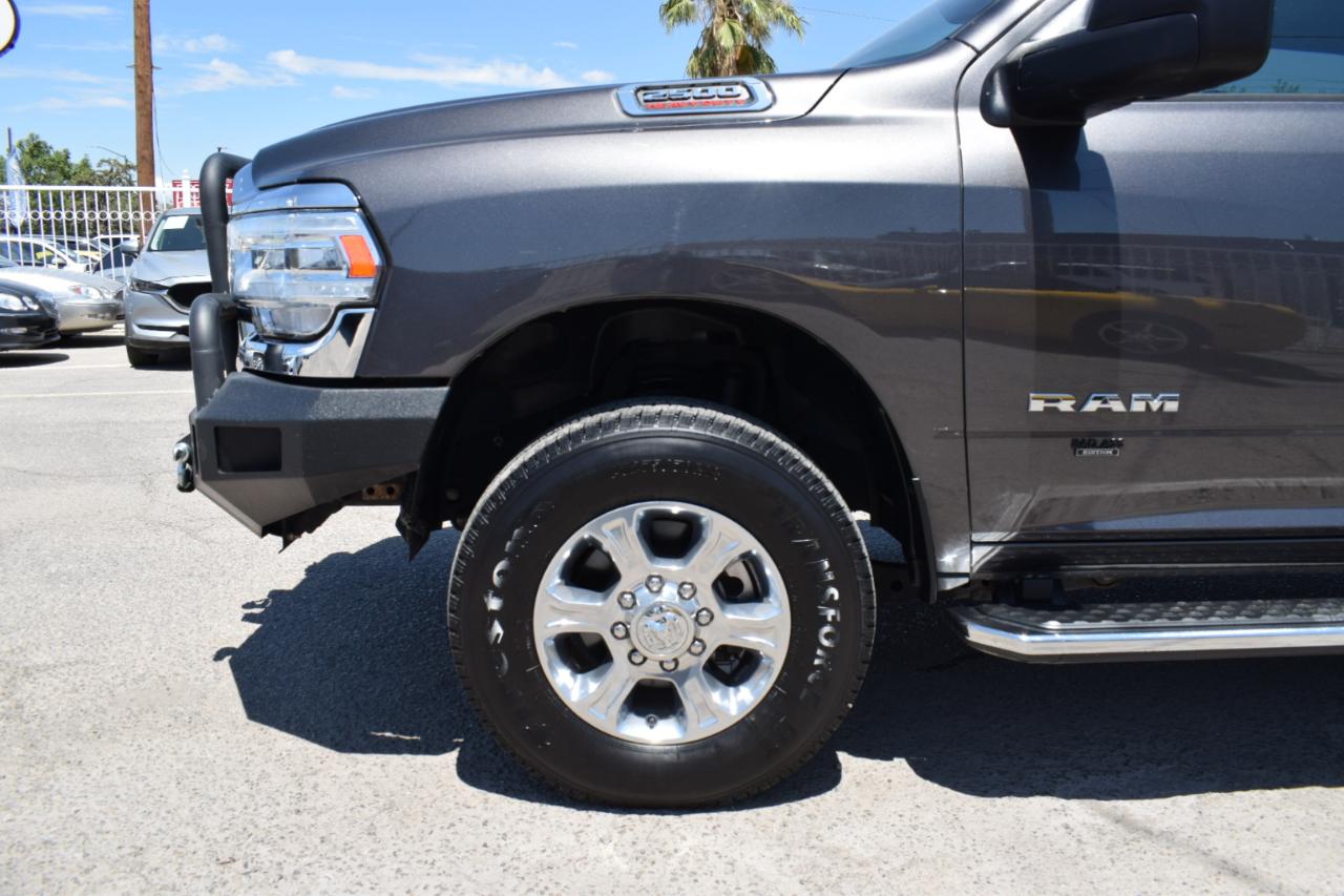 RAM 2500 Tradesman Crew Cab SWB 4WD 2024