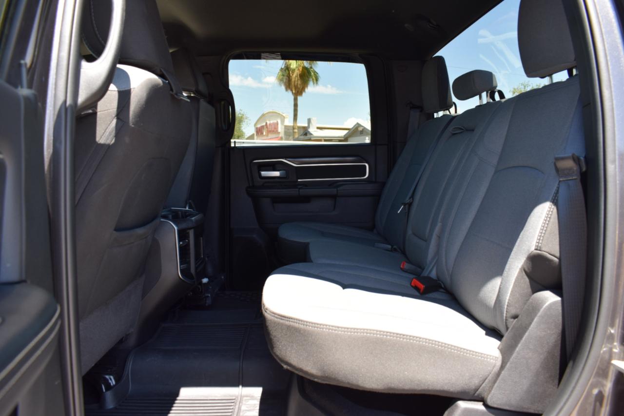 RAM 2500 Tradesman Crew Cab SWB 4WD 2024