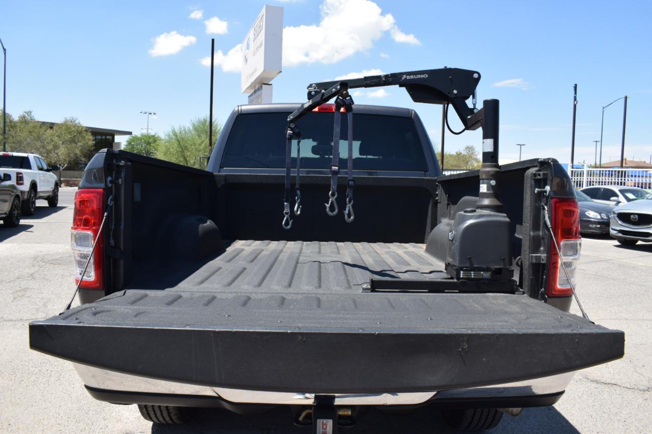 RAM 2500 Tradesman Crew Cab SWB 4WD 2024