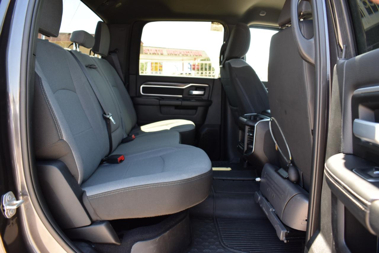 RAM 2500 Tradesman Crew Cab SWB 4WD 2024