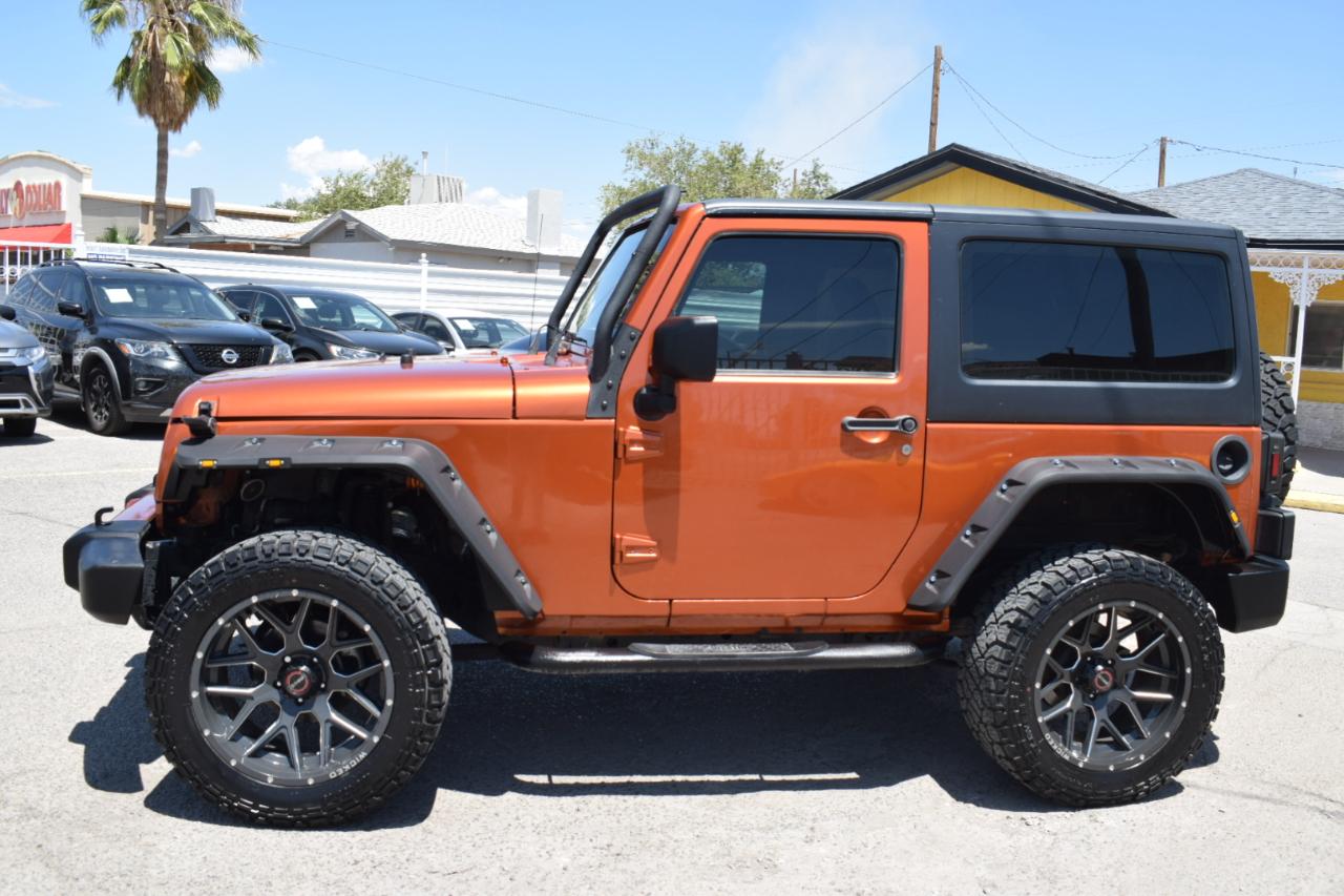 Jeep Wrangler Sport 4WD 2011