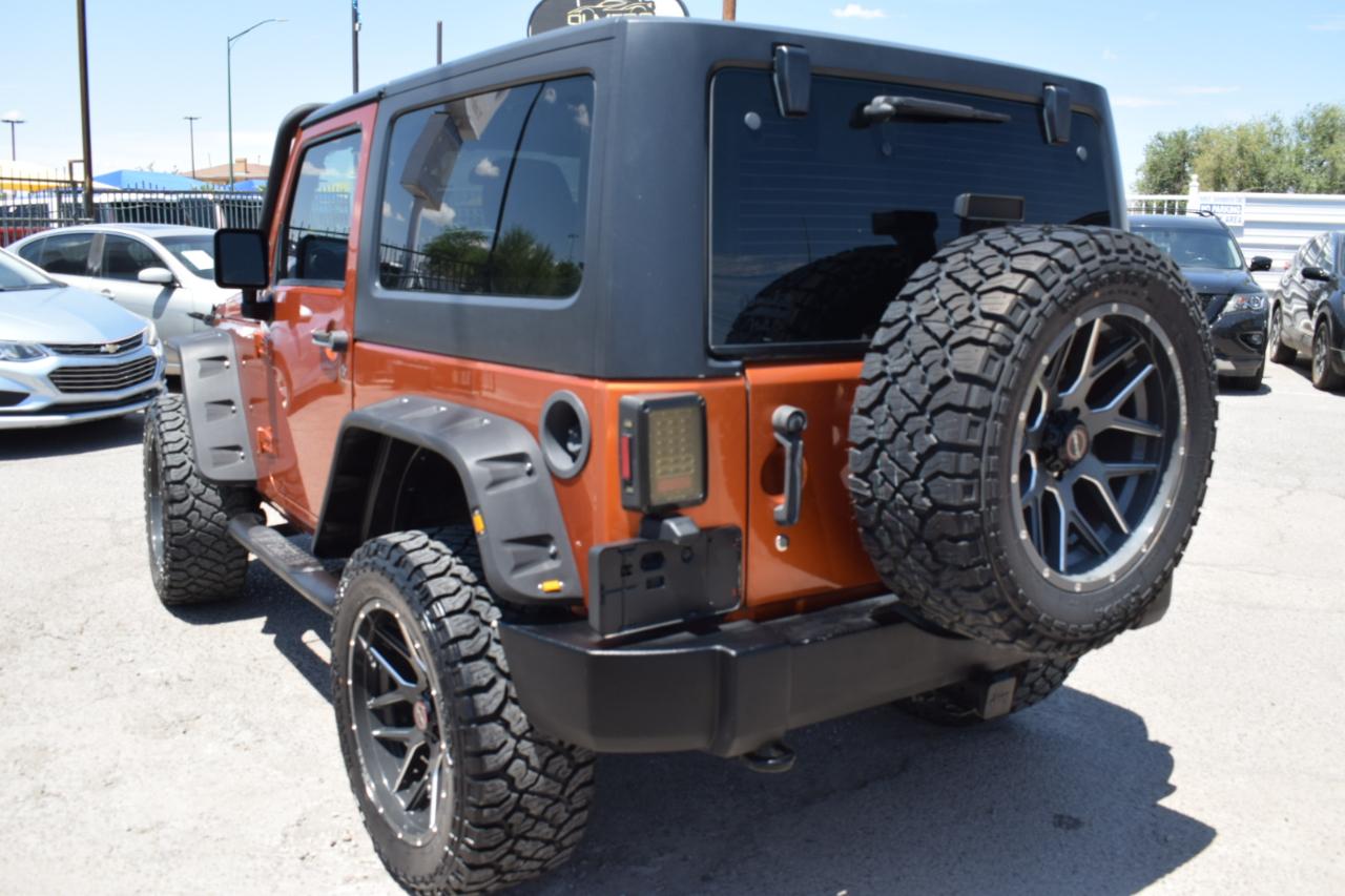 Jeep Wrangler Sport 4WD 2011