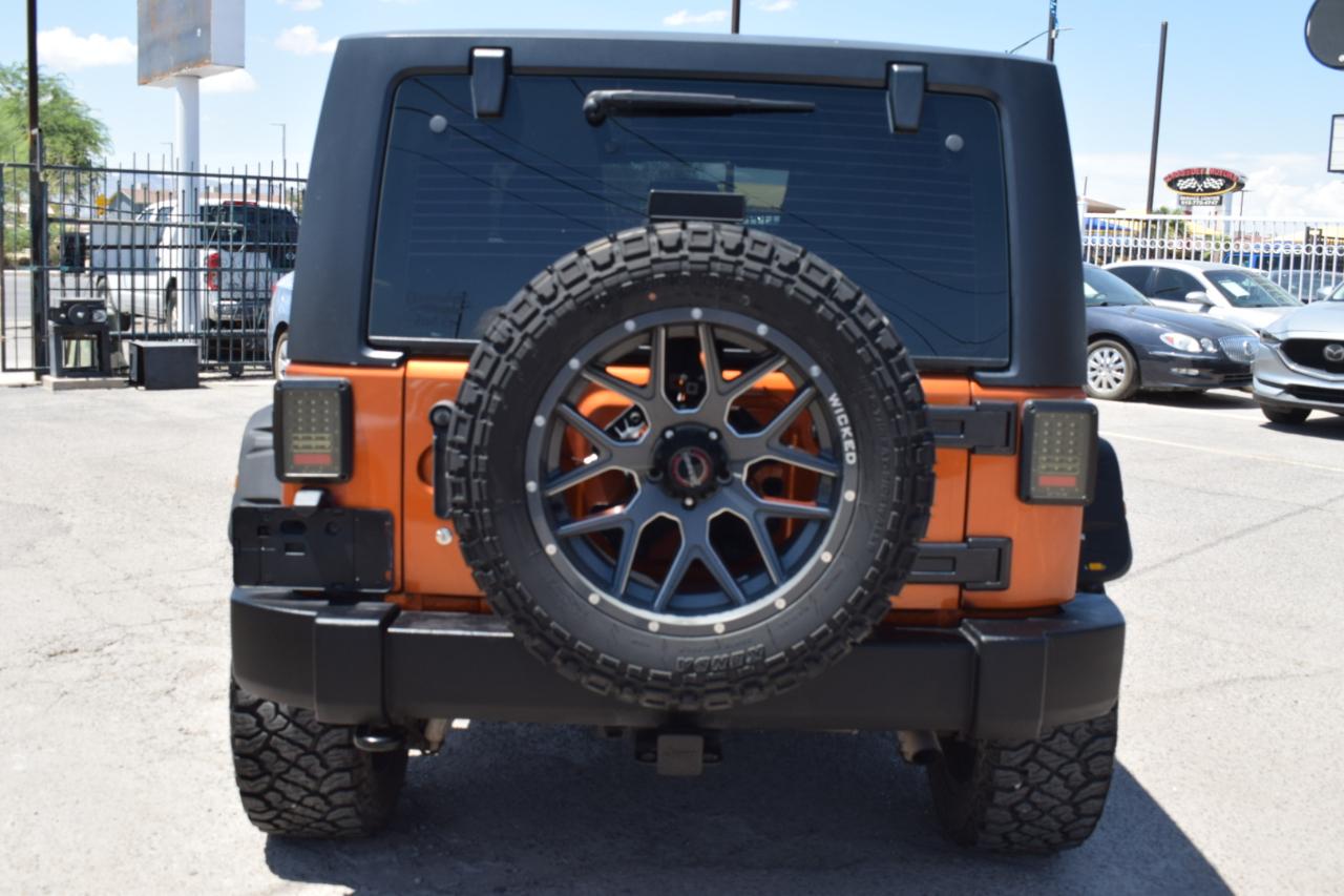 Jeep Wrangler Sport 4WD 2011