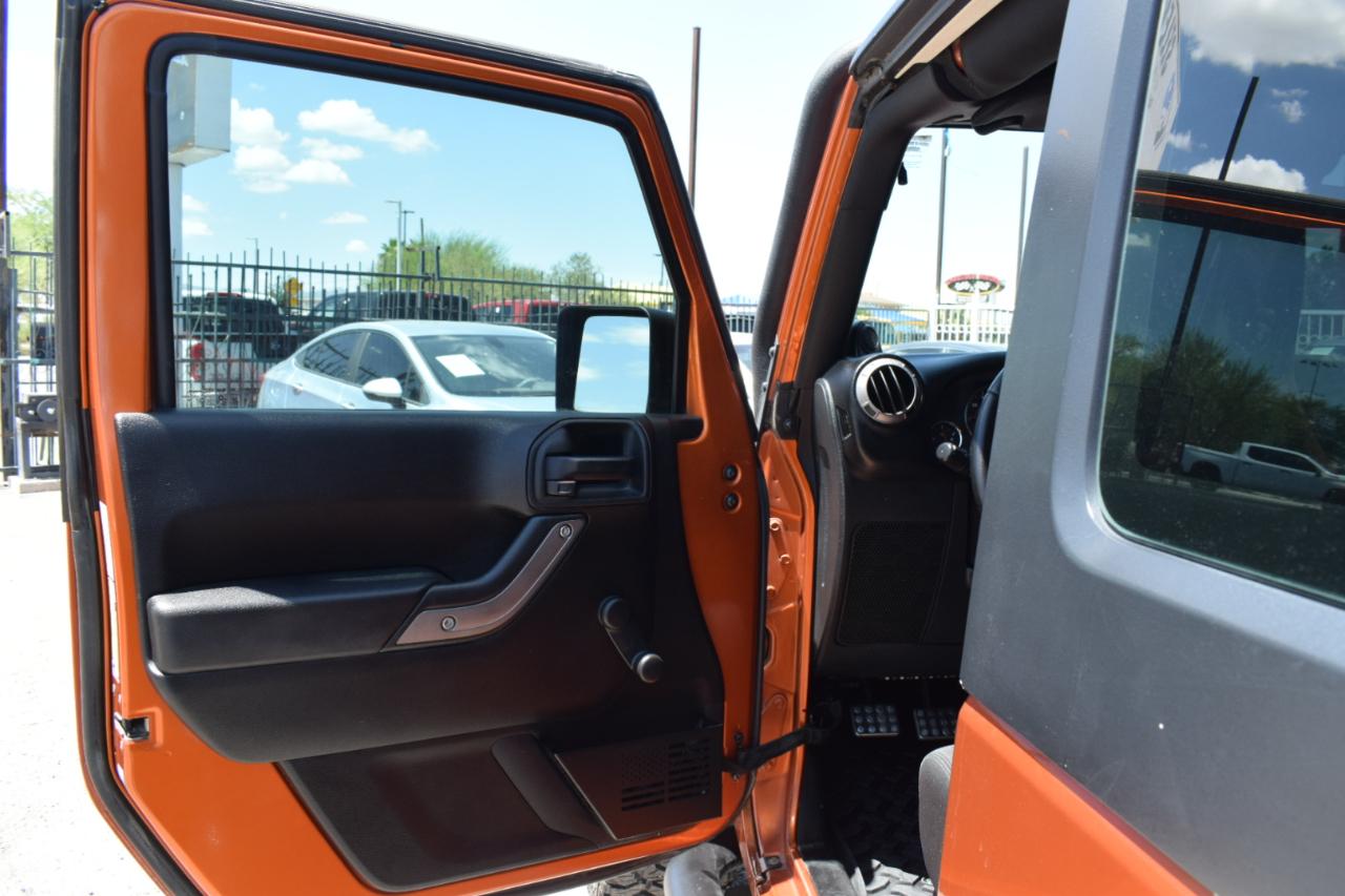Jeep Wrangler Sport 4WD 2011