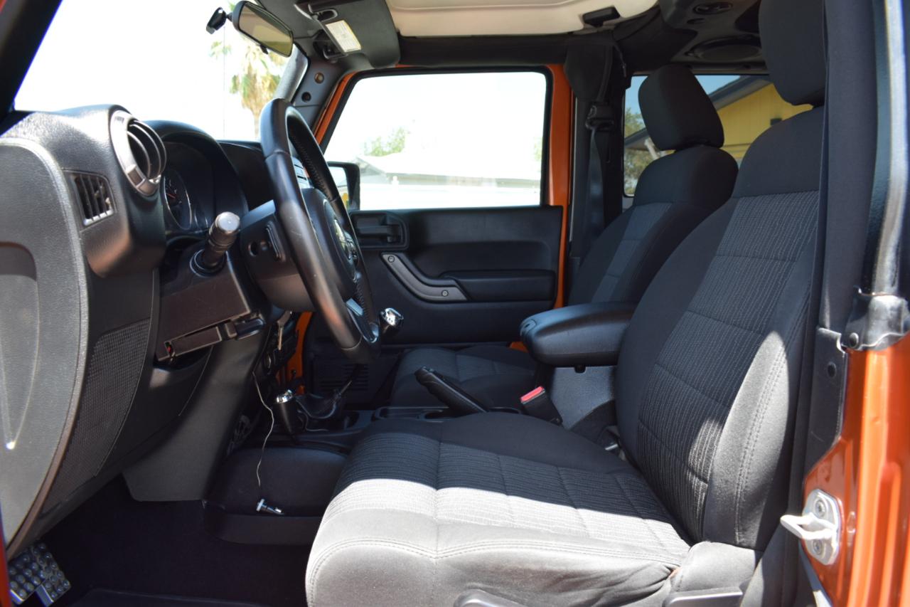 Jeep Wrangler Sport 4WD 2011