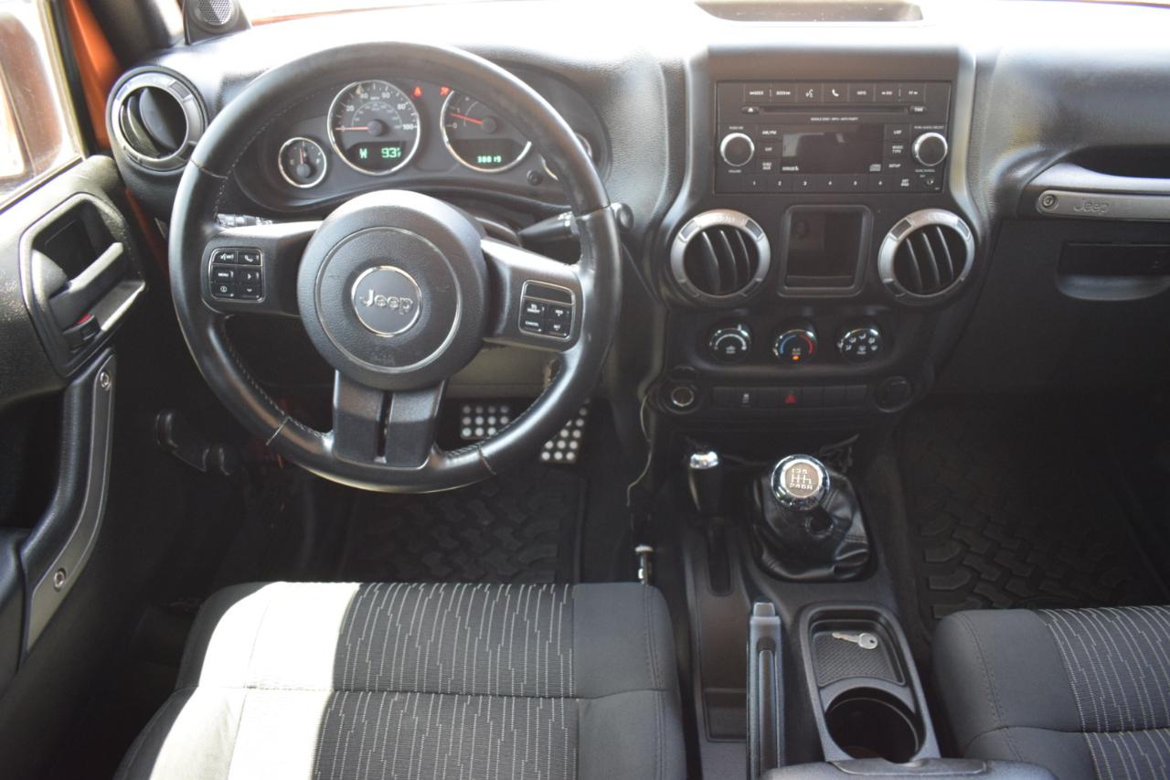 Jeep Wrangler Sport 4WD 2011