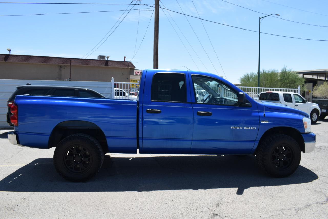 Dodge Ram 1500 SLT Quad Cab 4WD 2007
