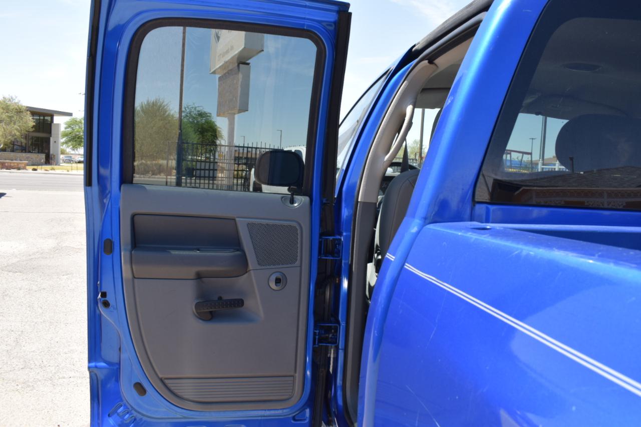 Dodge Ram 1500 SLT Quad Cab 4WD 2007