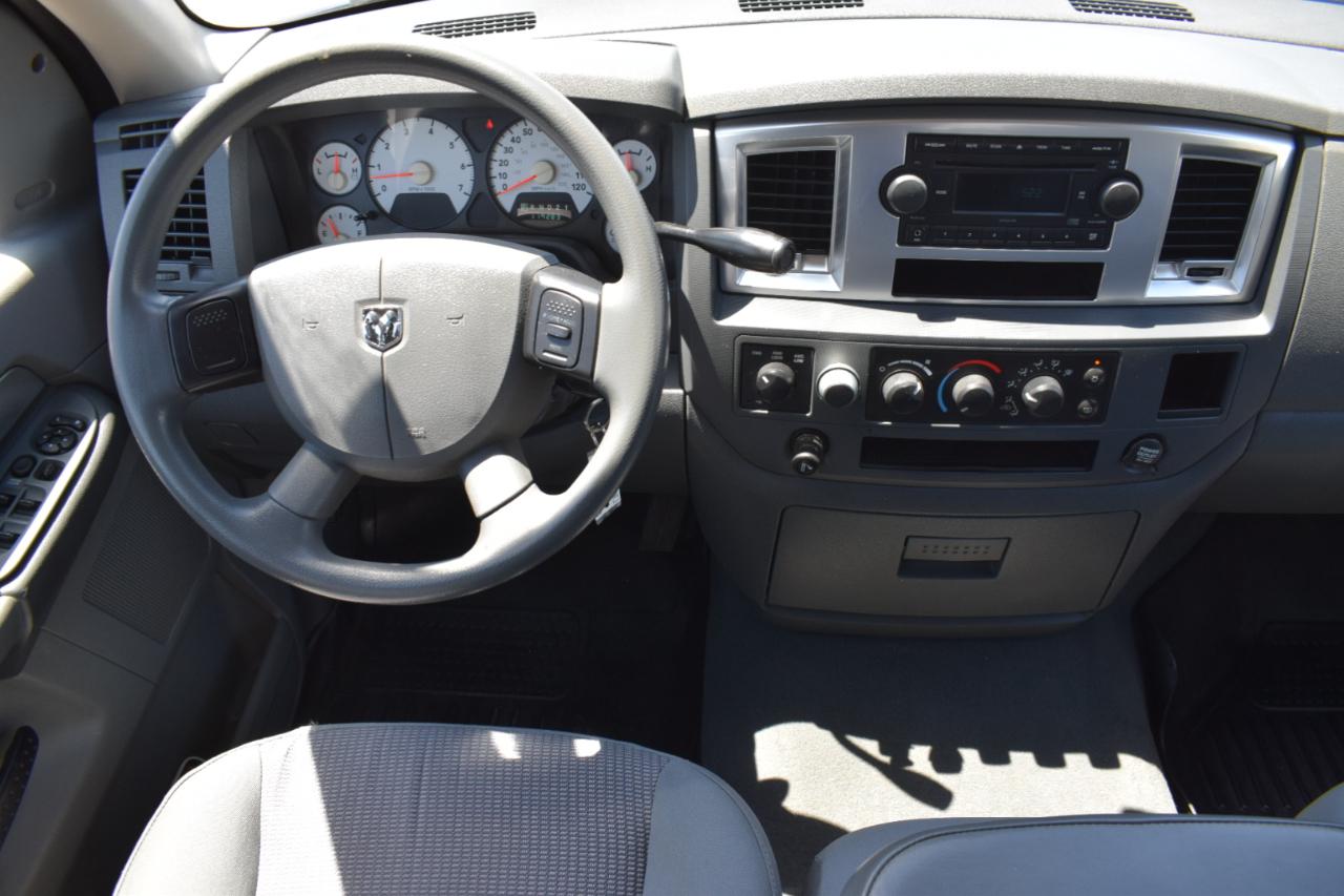 Dodge Ram 1500 SLT Quad Cab 4WD 2007