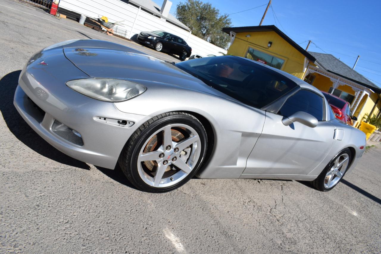 Chevrolet Corvette Coupe 2005