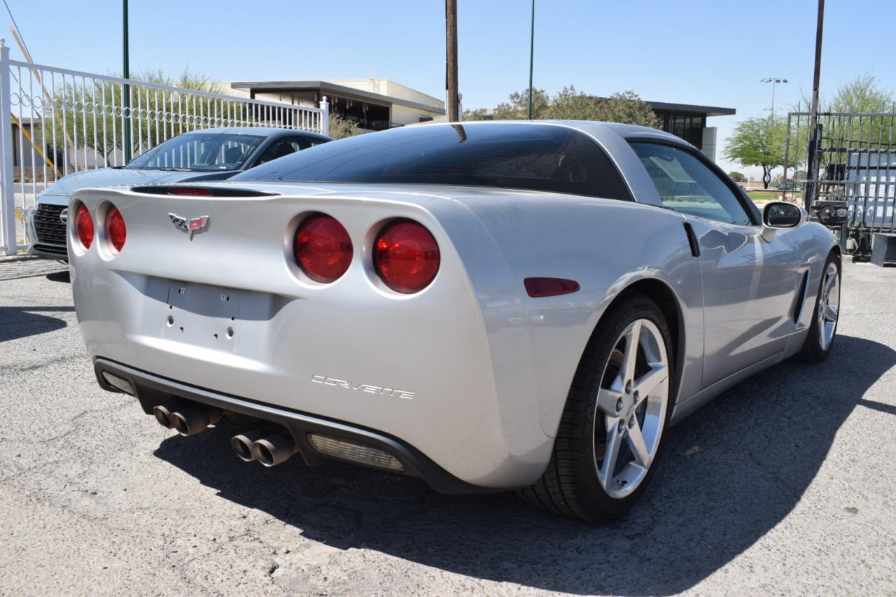 Chevrolet Corvette Coupe 2005